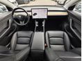 TESLA MODEL 3 2019/8 - 21