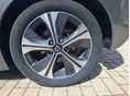 NISSAN LEAF 2021/5 - 9