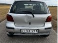 TOYOTA YARIS 2003/12 - 3