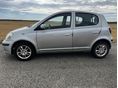 TOYOTA YARIS 2003/12 - 4