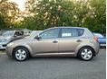 KIA CEE'D 2008/12 - 1