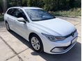 VOLKSWAGEN GOLF VIII Variant 1.0 eTSI Life DSG ACC LED VIRTUAL ERGOÜLÉS