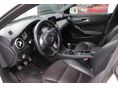 MERCEDES-BENZ CLA 180 2014/8 - 9