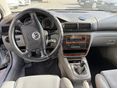 VOLKSWAGEN PASSAT 2001/9 - 5