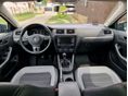 VOLKSWAGEN JETTA VI 2013/6 - 9