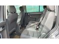 VOLKSWAGEN TOURAN 2005/4 - 10