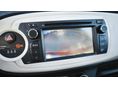 TOYOTA YARIS 2013/10 - 5