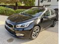KIA CEE'D SW 1.6 GDI Limitált Prémium 122.000 KM. LIMITÁLT PRÉMIUM. FULL EXTRA. + TÉLI GARNITÚRA