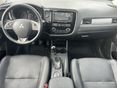 MITSUBISHI OUTLANDER 2015/6 - 11