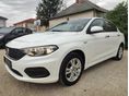 FIAT TIPO 1.4 16V Easy 74000EKM KLÍMA ANDROID TOLATÓKAMERA 4 ELEKTROMOS ABLAK SZERVIZKÖNYV