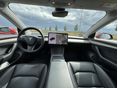 TESLA MODEL 3 2021/8 - 7