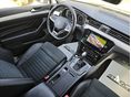 VOLKSWAGEN PASSAT 2022/5 - 7