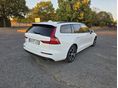 VOLVO V60 2019/2 - 3