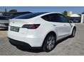 TESLA MODEL Y 2022/6 - 17