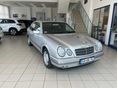 MERCEDES-BENZ E 240 Elegance 1 ÉV és MEHET OT re !1 tulaj aki 91 éves ! CSAK 98 e km / KLÍMÁS