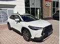 TOYOTA COROLLA CROSS 2.0 Hybrid Premier Edition AWD e-CVT Mo-i.. 2 év Toyota Minősített Használt Garancia. levehető vonóhoroggal