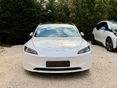 TESLA MODEL 3 2023/12 - 2