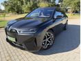 BMW IX xDrive50 108,8kWh LED. Bőr. 360fokos kamera rendszer. hangulatfény hőszivattyú / motoros vonóhorog
