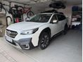 SUBARU OUTBACK 2.5 Platinum CVT Vonóhorog. Áfás. Téli gumik. Karcmentes. 8 év garancia