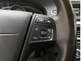 VOLVO V60 2015/6 - 18