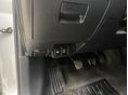 TOYOTA AVENSIS 2009/10 - 18