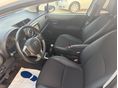 TOYOTA YARIS 2011/12 - 9