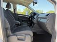 VOLKSWAGEN TOURAN 2012/5 - 7
