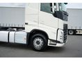 VOLVO 2022/8 - 18
