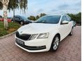 SKODA OCTAVIA 1.6 CR TDI Style Kormányfűtés távolságtartó tempomat - el csomagtérajtó