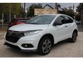 HONDA HR-V 1.5 VTEC-T Sport LED FÉNYSZÓRÓ // ÜLÉSFŰTÉS // TOLATÓKAMERA // 103.000 KM