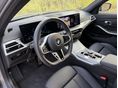 BMW 330 2025/11 - 14