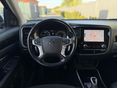 MITSUBISHI OUTLANDER 2021/1 - 8