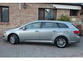 TOYOTA AVENSIS 2013/4 - 6
