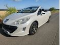 PEUGEOT 308 CC 2.0 HDi Premium Pack gyöngyházfehér. nyakfűtés. jbl hifi