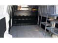 HYUNDAI H-1 2009/9 - 10