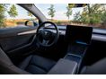 TESLA MODEL 3 2021/9 - 4