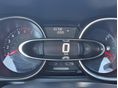 RENAULT CLIO 2018/8 - 4