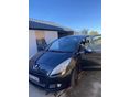 PEUGEOT 5008 1.6 HDi Family