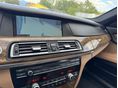 BMW 750 2009/4 - 15