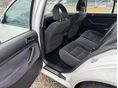 VOLKSWAGEN BORA 2001/4 - 9