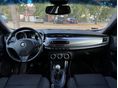 ALFA ROMEO GIULIETTA 2011/6 - 8