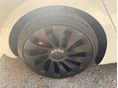 TESLA MODEL 3 2022/3 - 12