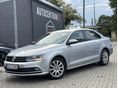VOLKSWAGEN JETTA 2016/9 - 3