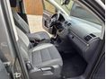 VOLKSWAGEN TOURAN 2013/8 - 10