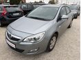 OPEL ASTRA J 1.4 Selection KLÍMÁS SZERVÍZKÖNYVES