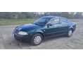 VOLKSWAGEN PASSAT 2001/5 - 4