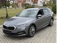 SKODA OCTAVIA Combi 2.0 TDI SCR Ambition DSG Újszerű állapot-Törésmentes-Szervizkönyv-Keyless-4xülés fűtés+kormány-Led
