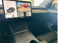 TESLA MODEL Y 2022/9 - 8