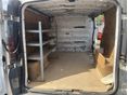 RENAULT TRAFIC 2003/12 - 11