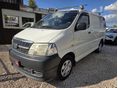 TOYOTA HIACE 2.5 D-4D Panel Van Comfort LONG Sz.könyv! M.o.-i! Első tulajdonostól! Klíma!